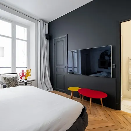 Veeve - Orsay Artistry Daire *
